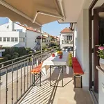 Alex Deluxe Apartments On Beach